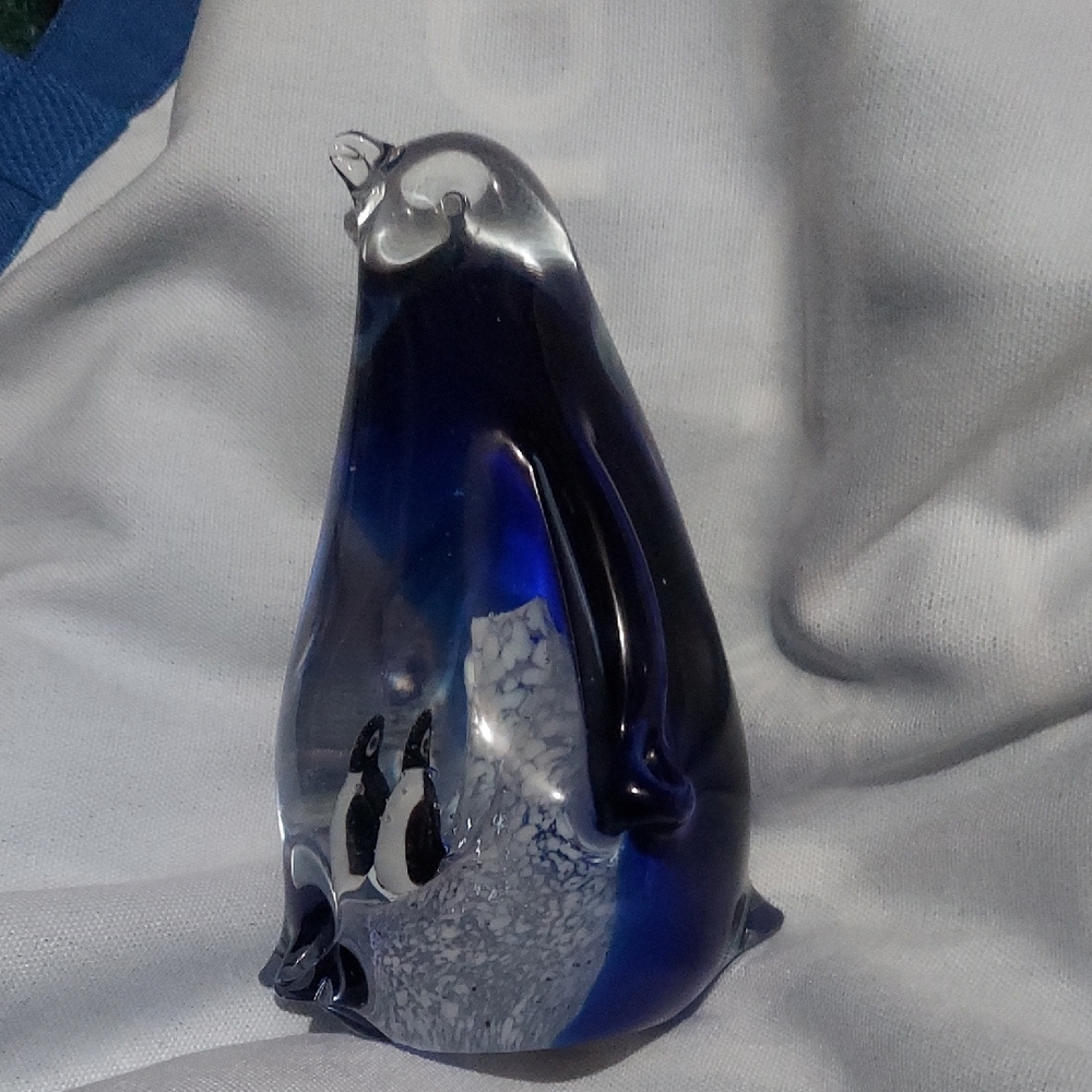 Vintage Hand Crafted In Italy. Murano Glass Penguin Inception Paper Weight